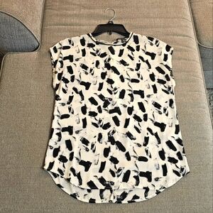 Banana Republic Cream Black Abstract Sheer Office Career Blouse Size XS Petite